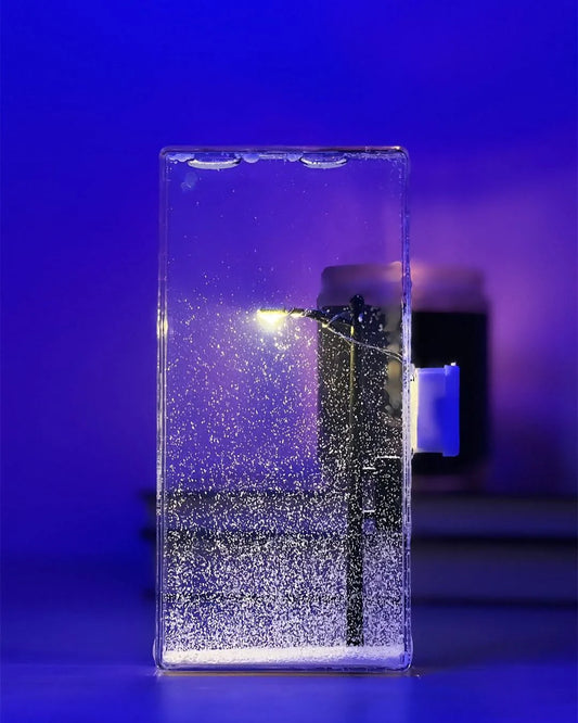 Snowflake Night Light / Street-Light Snow Globe Lamp – Flowing Sand & Snow Effect Night Light for Bedroom, Living Room, Desk Decor